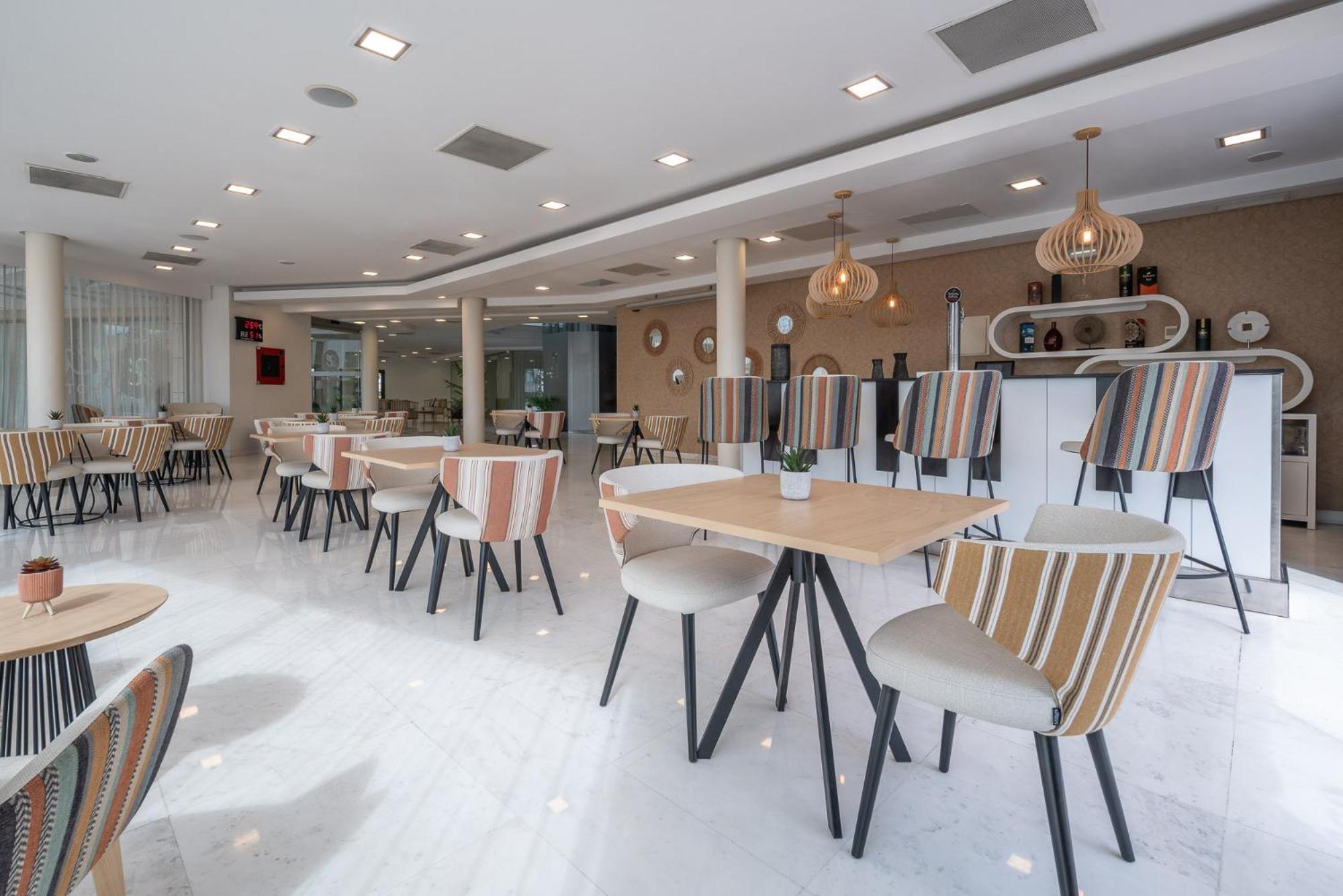 Exe Estepona Thalasso & Spa- Adults Only מראה חיצוני תמונה