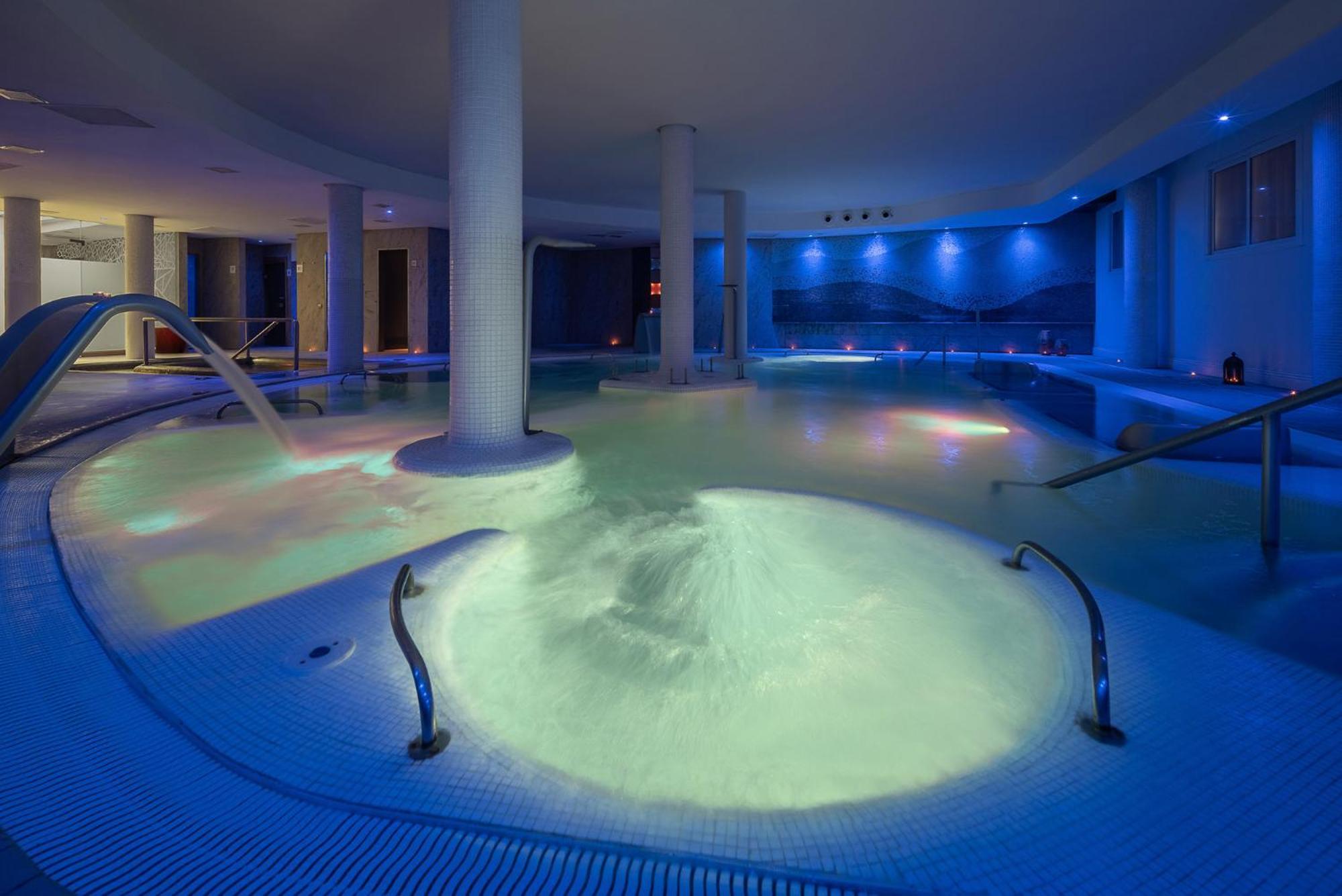 Exe Estepona Thalasso & Spa- Adults Only מראה חיצוני תמונה